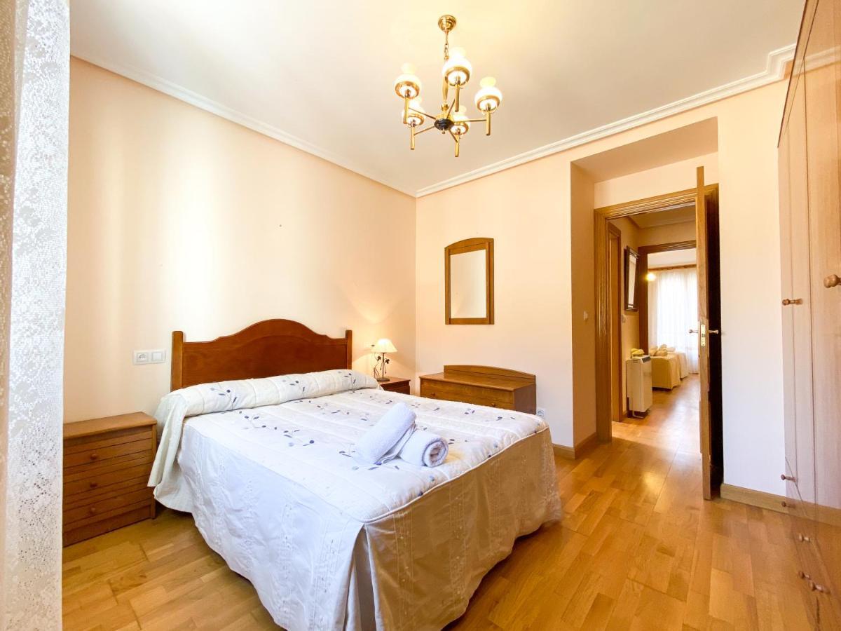 Vivienda Turistica Los Leones Berlanga de Duero Ngoại thất bức ảnh