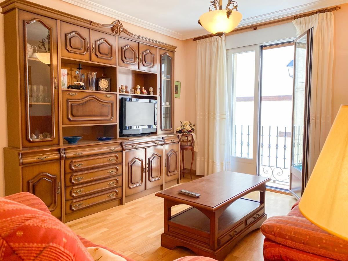 Vivienda Turistica Los Leones Berlanga de Duero Ngoại thất bức ảnh