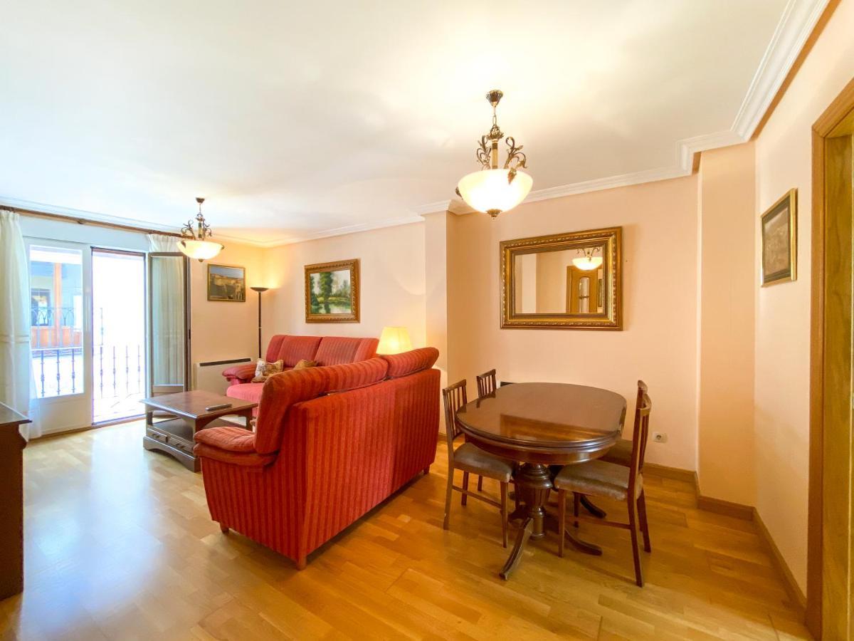 Vivienda Turistica Los Leones Berlanga de Duero Ngoại thất bức ảnh